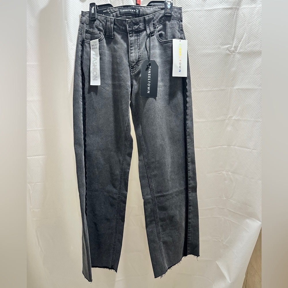 Women's Black and Lace Detail Baggy Jeans - Picture 2 of 3